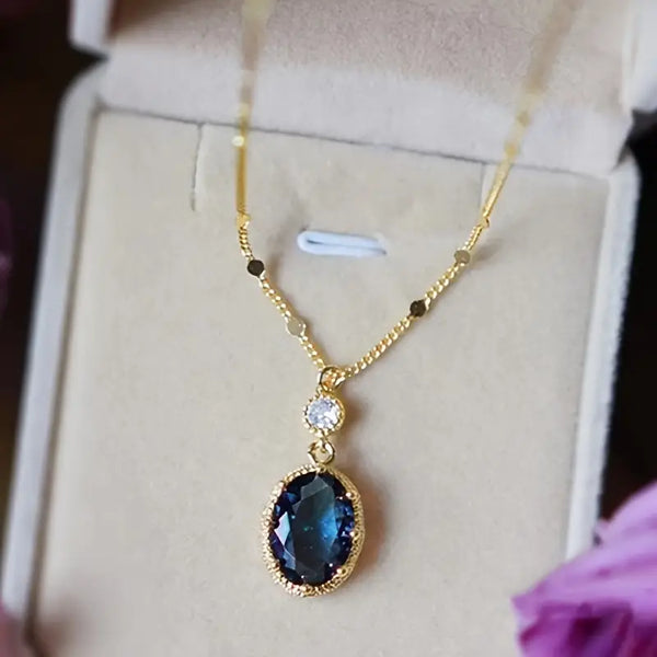 Thessia Lunebray Goldkette