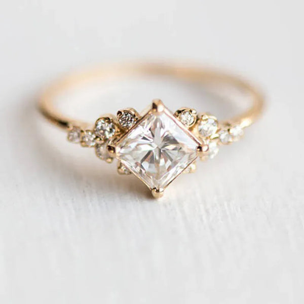 Karen - Eleganter Delysian Königin Ring