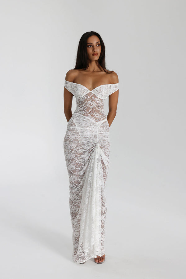 Selune™ - schulterfreies Maxikleid aus transparenter Spitze