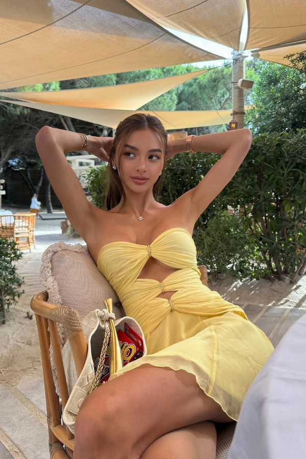 Priya - Minikleid mit goldenen Ringen