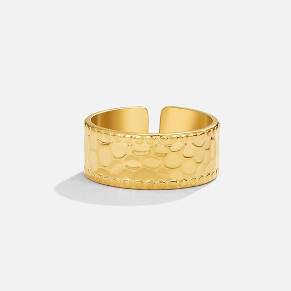 Amaya – Gehämmerter Goldring