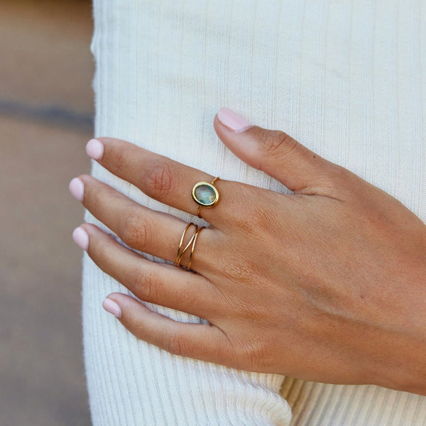 Amalia – Goldring mit Aquamarinstein