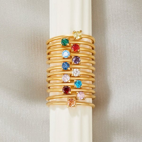 Nova – Set aus Geburtsstein-Goldringen