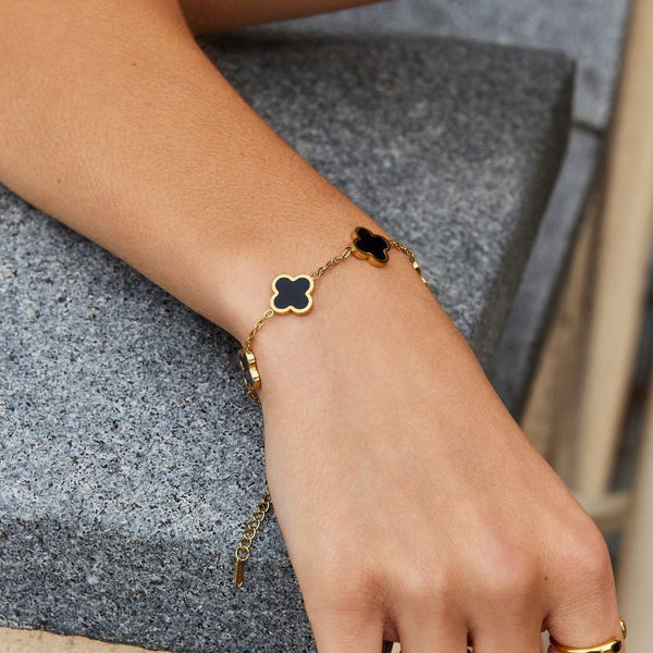 Sina - Schwarzes Klee Armband