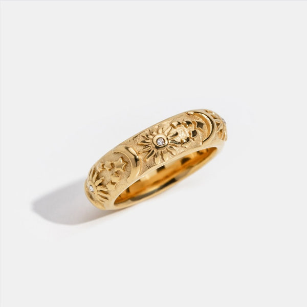 Celestia – Verzierte Goldring mit Ornamenten