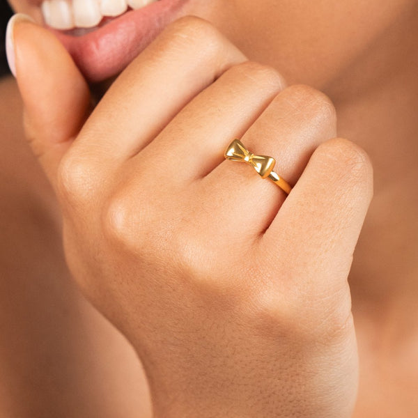 Ellie – Goldring mit Schleifendetail