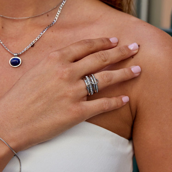 Verena – Mehrreihiger Ring mit Kristallen