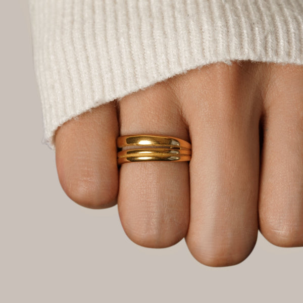 Lia – Mehrreihiger Goldring