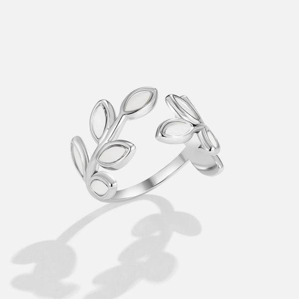 Elowen – Silberring mit Blättermotiv