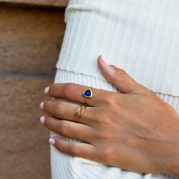 Viana – Ring mit blauem Saphirstein