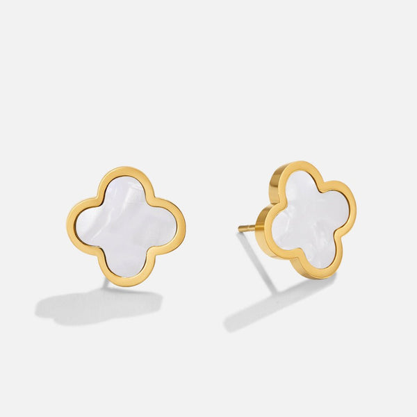 Alina – Kleeblatt Ohrstecker in Weiß und Gold