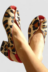 Louison - Sandalen mit Leoparden-Print