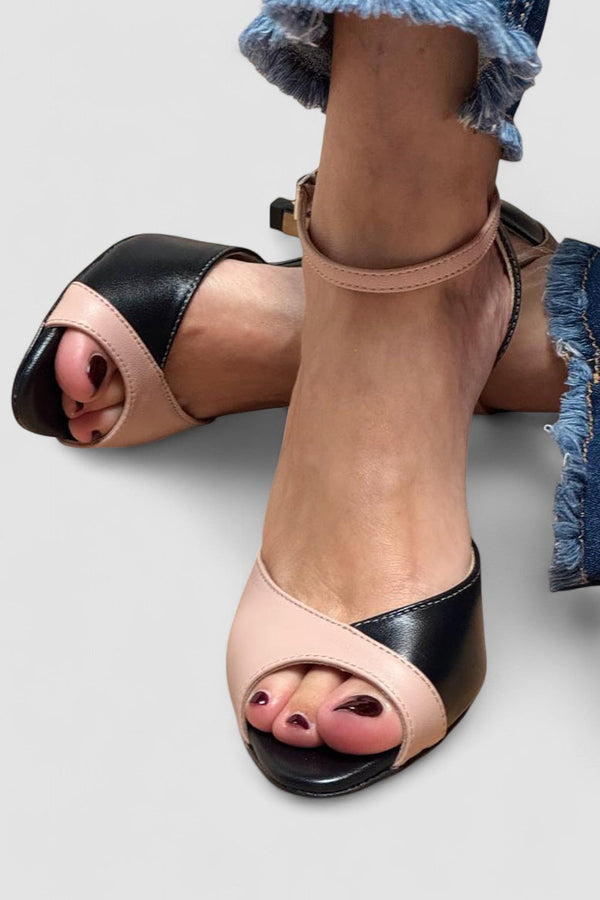 Noirella - Schuhe mit mittlerem Absatz und Knöchelriemen