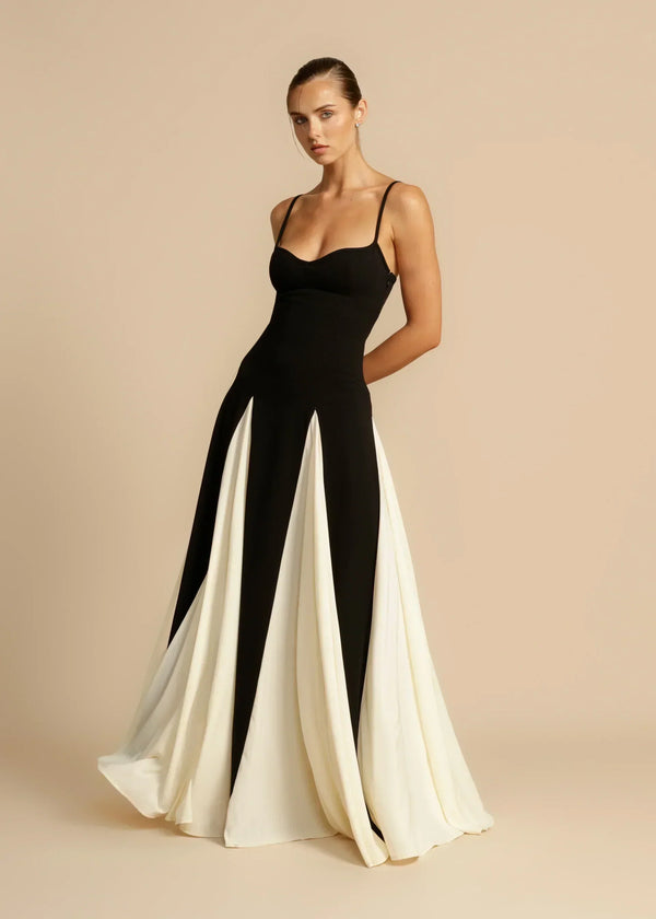 Roxanne™ - elegantes Maxikleid mit kontrastierenden Rüschen
