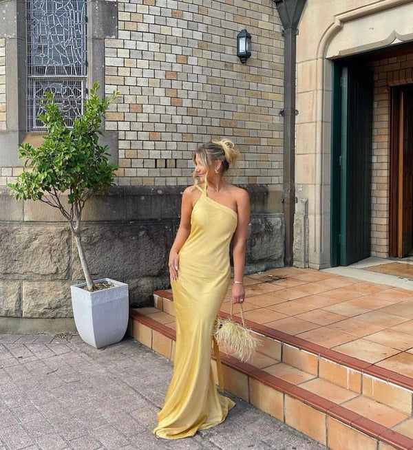 Xynara™ - elegantes schulterfreies Kleid mit Schnürung