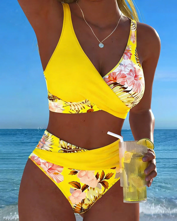 Jolina™ | Zweiteiliger Bikini mit Blumenmuster und Kontrastfarbe