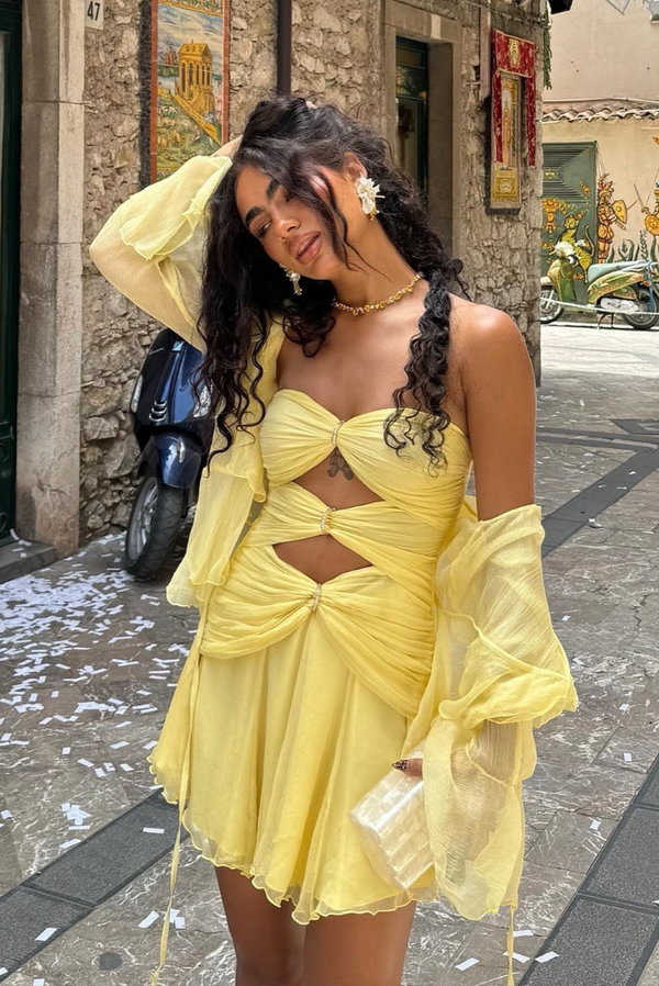Priya - Minikleid mit goldenen Ringen