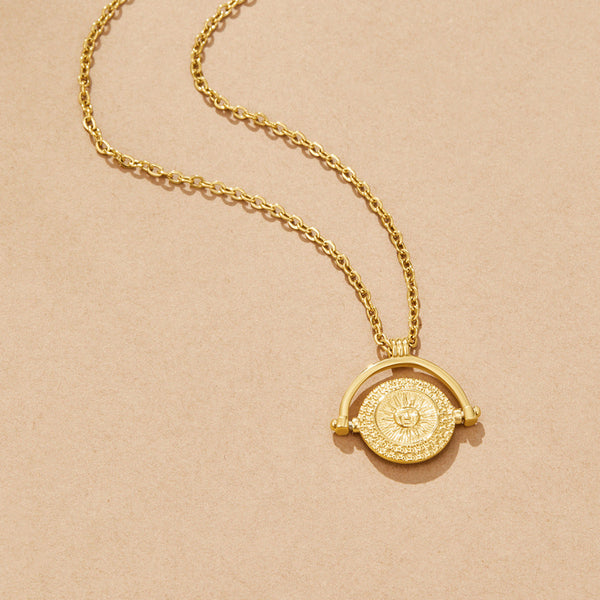 Avelina - Halskette mit Gold Sun Münzkette