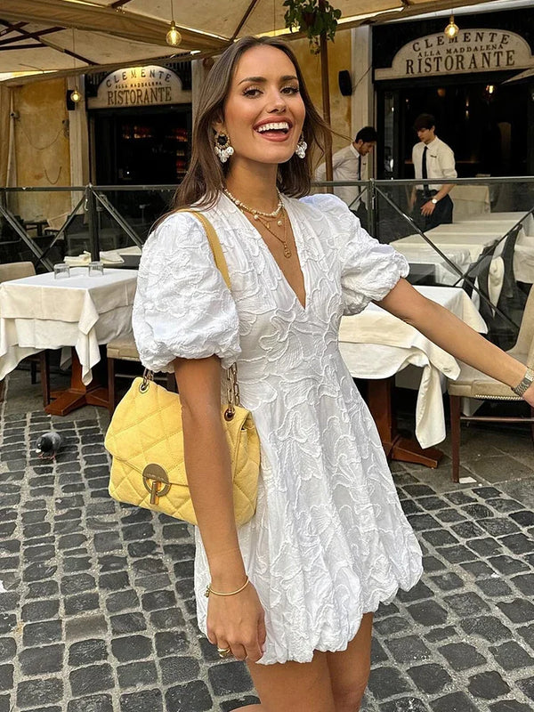 Raphaela™ - besticktes Kleid mit Puffärmeln