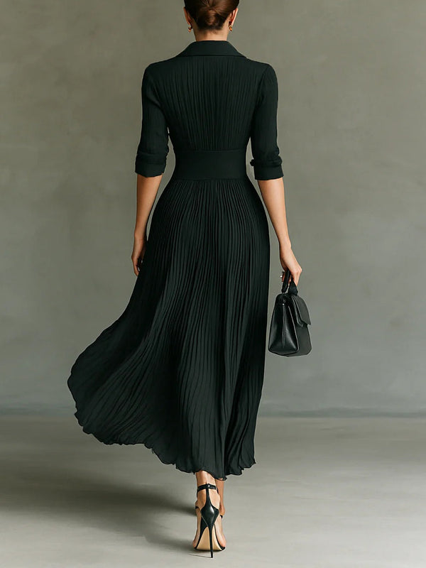 Elvira - Plissiertes langes Kleid mit Revers und hoher Taille