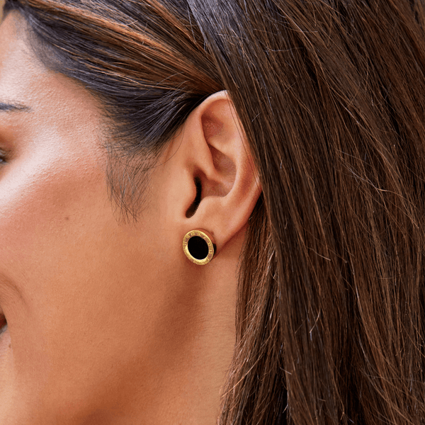 Azalea – Runde Ohrstecker in Schwarz und Gold