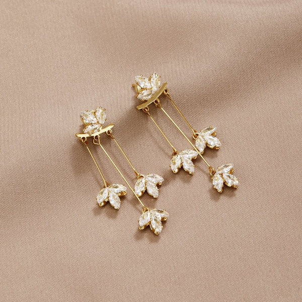Lorena – Lange Blüten Wasserfall Ohrringe