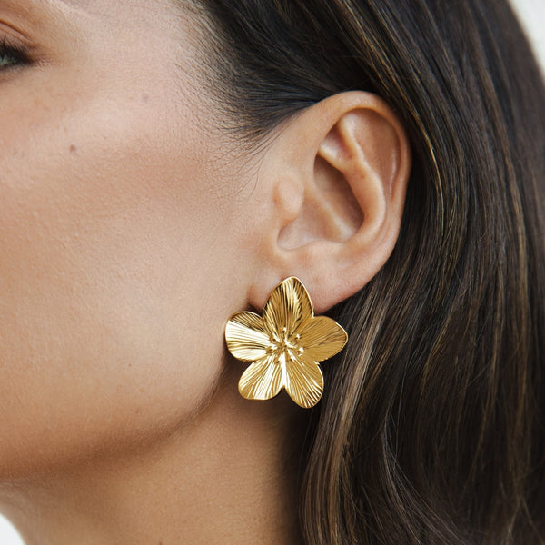Elisa - Goldene Ohrringe mit Blumen