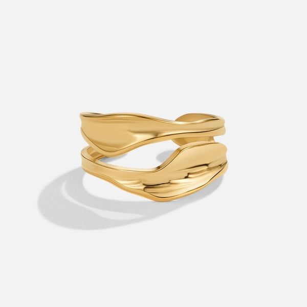 Penelope – Gedrehter Goldring im Statement-Design