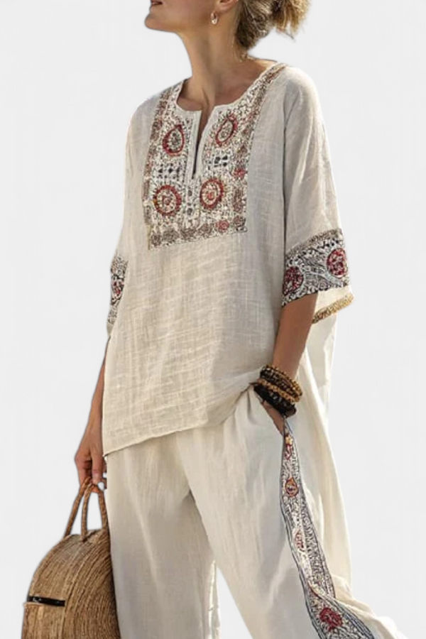 Tameric - edle bestickte Bluse mit weiter Hose