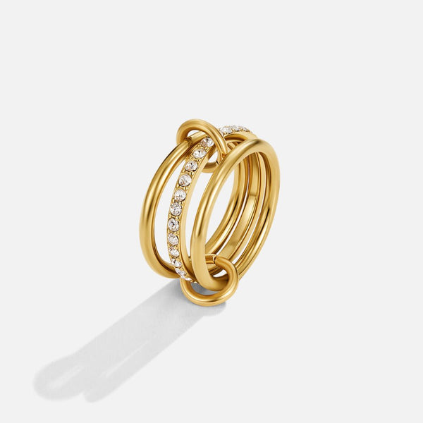 Kaili – Mehrreihiger Goldring mit Kristallen