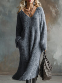 Anselma - Graues Strick-Maxikleid mit V-Ausschnitt