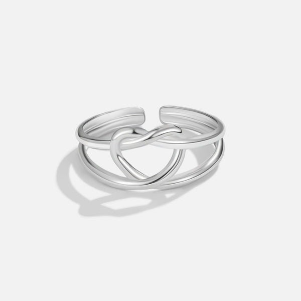 Amora – Silberring mit Herzknoten