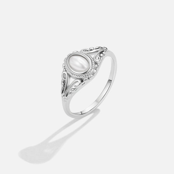 Regina – Silberring im Vintage-Stil mit Perle