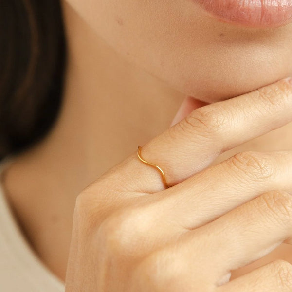 Tina – Minimalistischer Goldring im Stack-Design