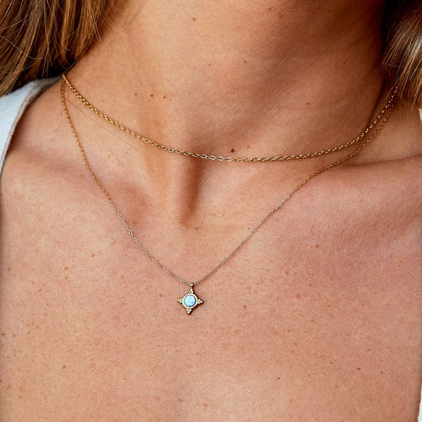 Annika - Vintage Halskette mit Anhänger aus blauem Opal