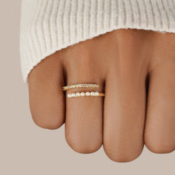Elora – Ring mit Perlen- und Kristallreihe